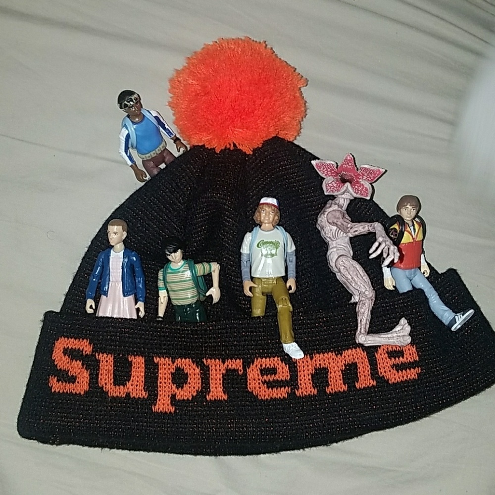 Supreme hat